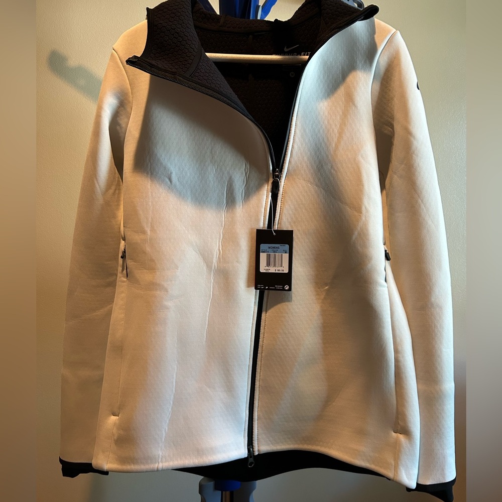 NWT NIKE Therma Fit White Scuba Hooded Jacket - medium